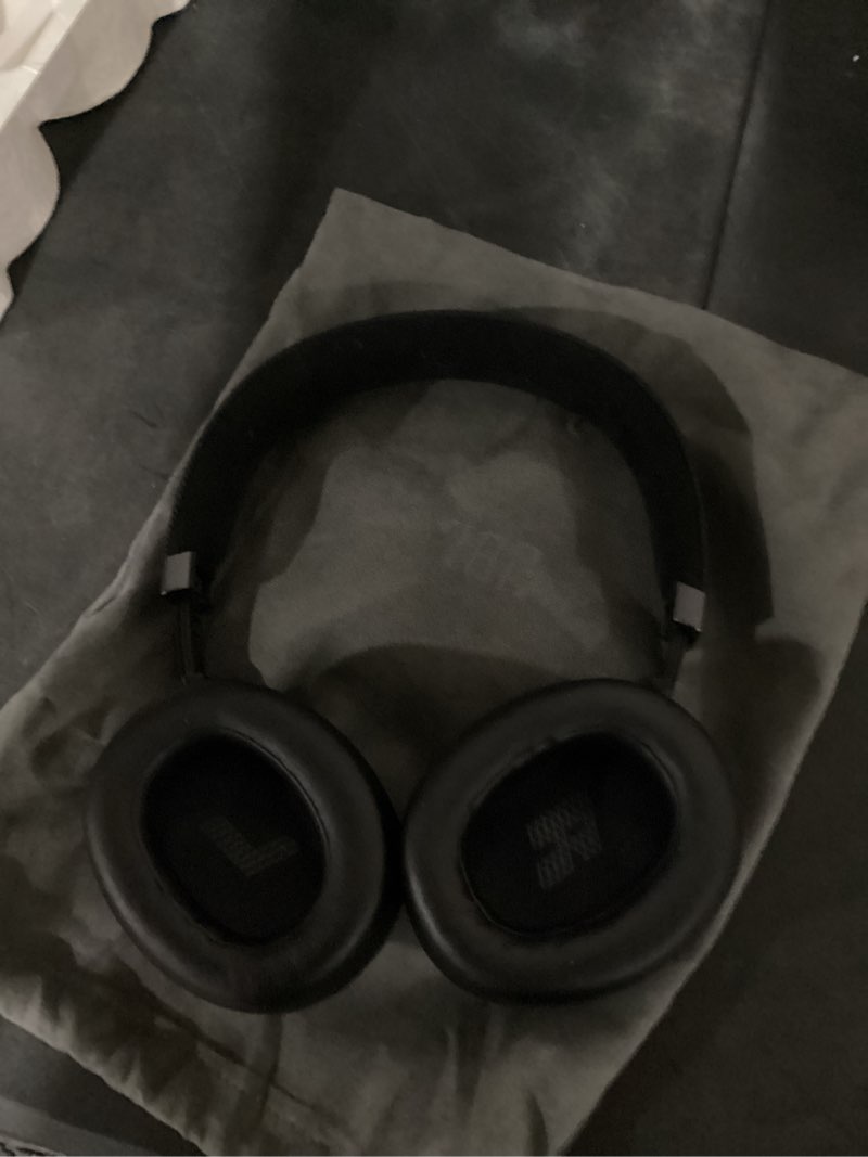 Condition photo showing New/Like New for working verified jbl wireless bluetooth over-ear headphones 1 pk