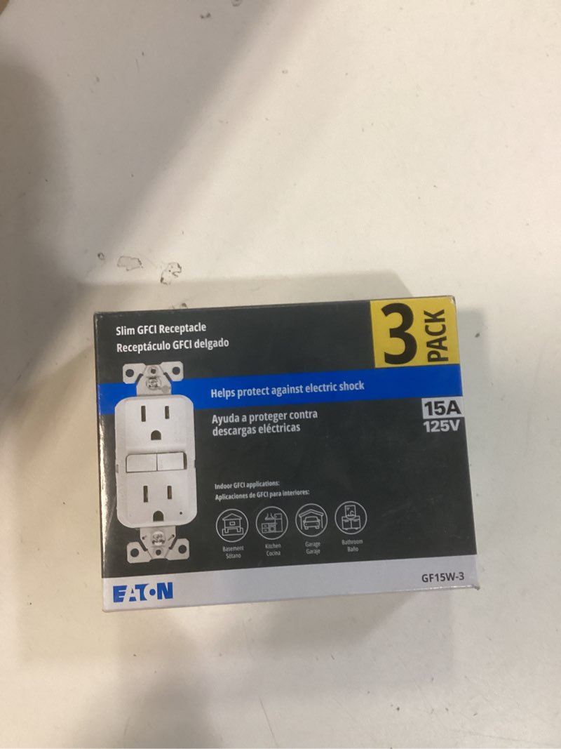 eaton 15 -amp 125-volt gfci residential decorator outlet receptacles , white 3 -pack possible not working