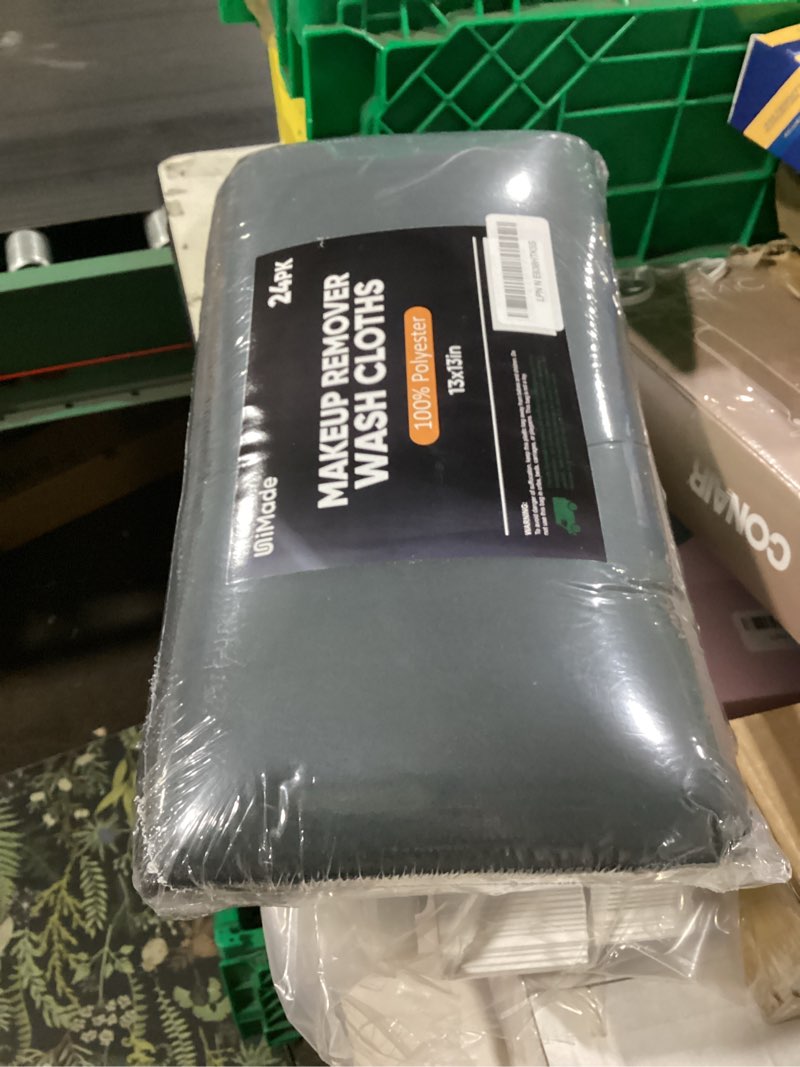 Condition photo showing New/Like New for unimade makeup remover cloth, 24 pack black facial wash cloths, soft coral fleece microfiber towel for face, hand, and bathroom(13" x 13")