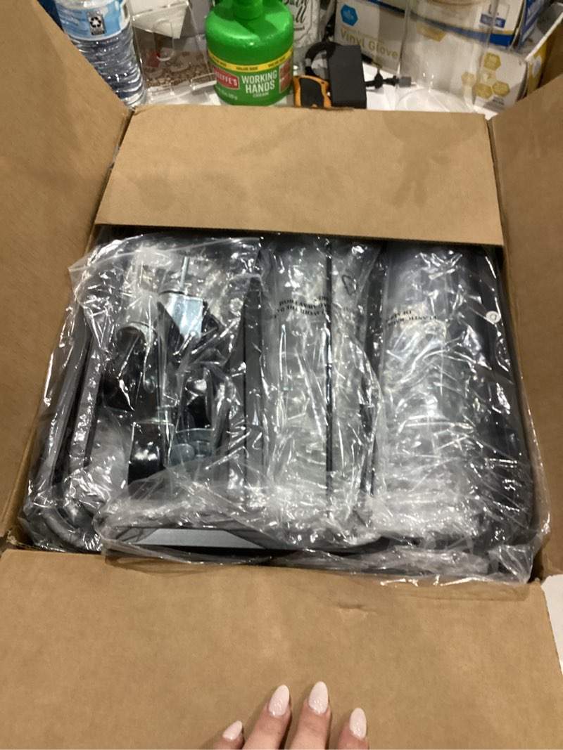 Condition photo showing Good Condition for 40 Gal(150L) High Grade Large Laundry Basket with Wheels, Rolling Laundry Hamper, Laundry Cart with Metal Frame and Removable Bag Design, Suitable for Laundry Room, Bedroom (XYL-Green-150L, 150L) Green 1 Section 150L