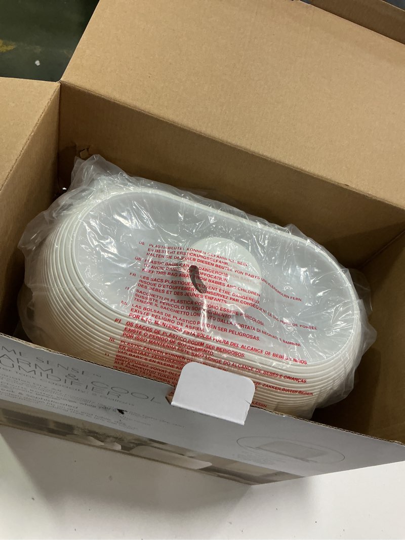 Condition photo showing Good Condition for Hime sense warm & cool mist humidifier 2 galllon tank