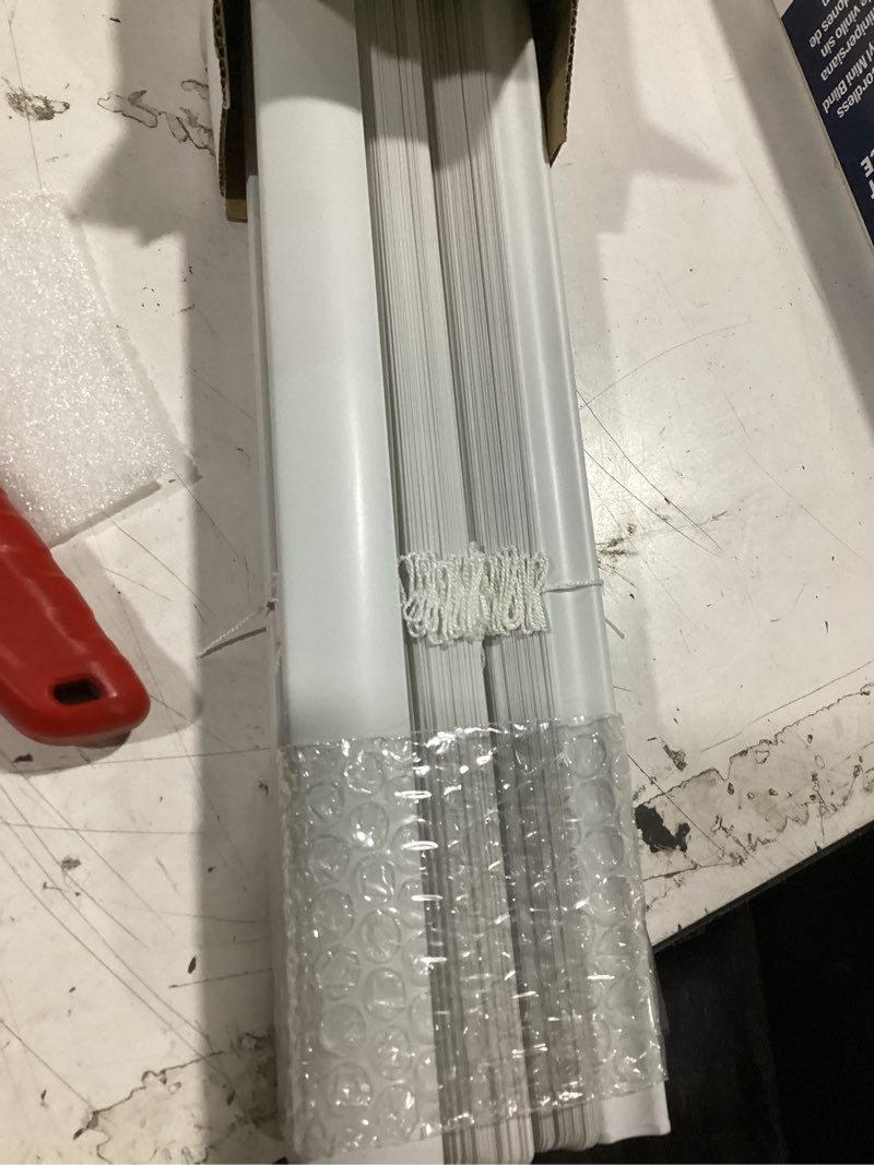 Condition photo showing Good Condition for project source light filtering 1-in slat width 27-in x 64-in cordless white vinyl light filtering mini-blinds