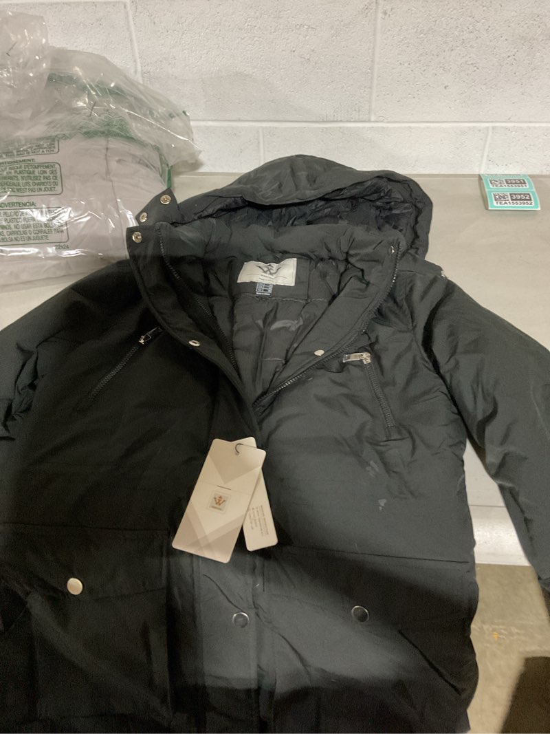 Condition photo showing Good Condition for wenven women's waterproof winter coats warm thicken puffer jackets with detachable hood
