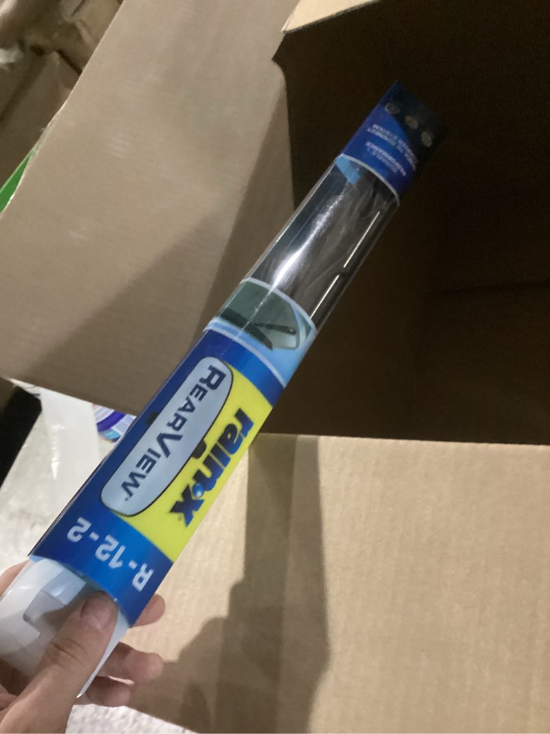 Condition photo showing Good Condition for rain-x 850212 rearview wiper blade 12", oem replacement rear windshield wiper, interchangeable adapter for easy installation, all-weather & all-season performance, composite composite 12 inch