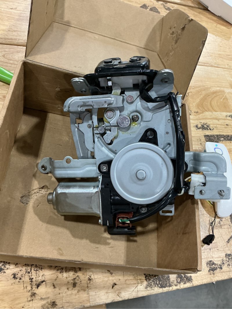 Condition photo showing As Is for rear trunk latch tailgate door lock actuator compatible for nissan murano 2009-16 rogue 2014-18 infiniti fx35 fx37 fx50 qx50 qx70 2009-17, replace 905001ca1b liftgate latch nissan murano, rogue, infiniti fx35, fx37, fx50