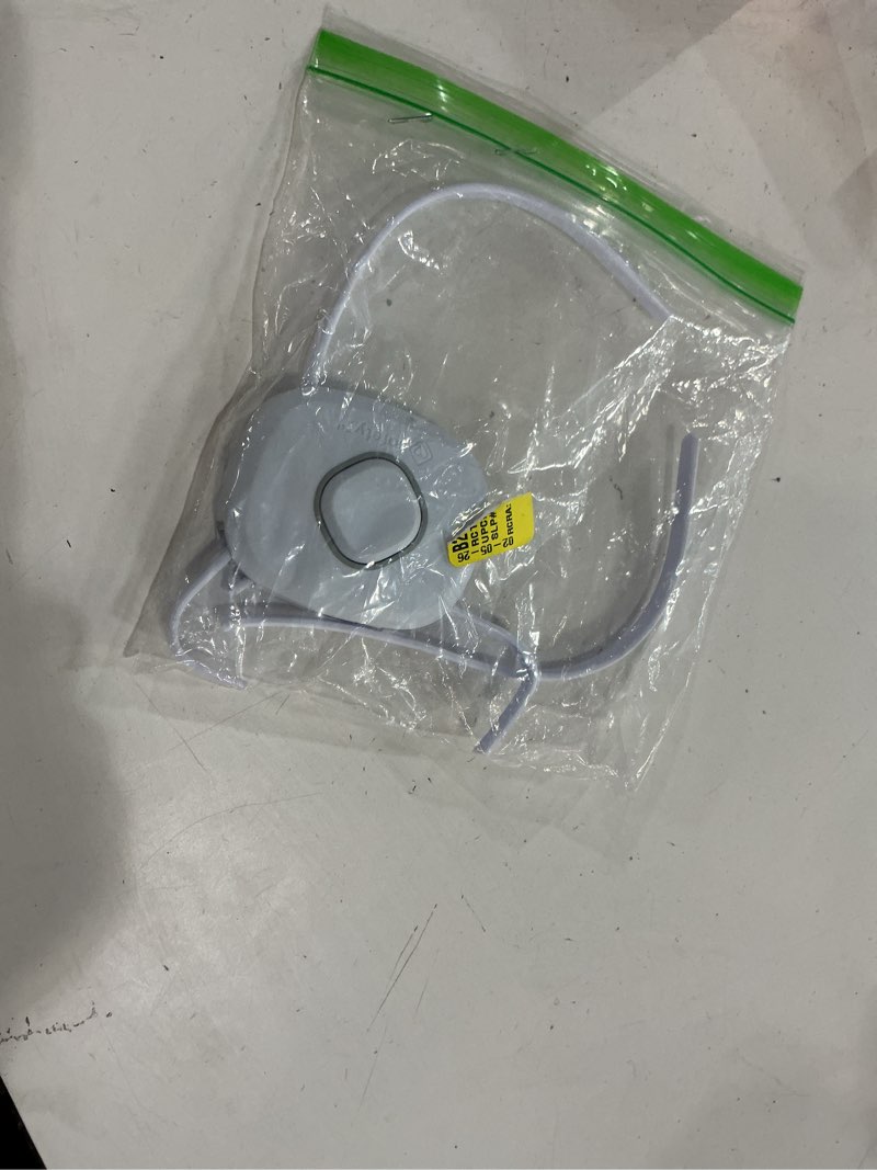 Condition photo showing As Is for safety 1st outsmart flex child safety lock