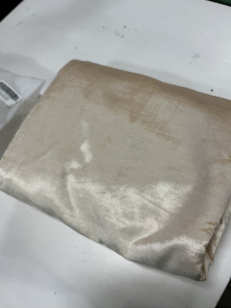 Condition photo showing Good Condition for luster velvet room darkening curtain - single panel 48x84in