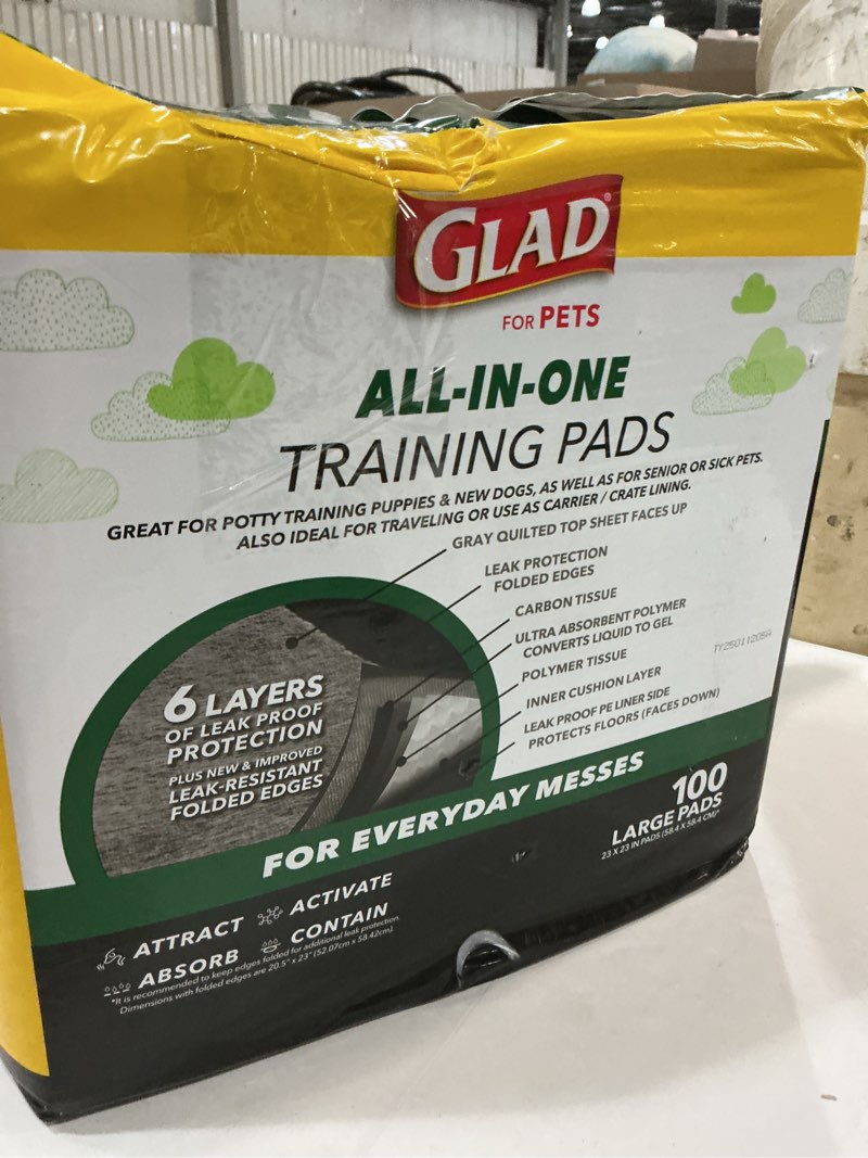 Condition photo showing New/Like New for glad for pets black charcoal puppy pads, 23"x23" disposable training pads that absorb urine & neutralize odor with activated carbon - 100 count regular 23" x 23" - 100 count