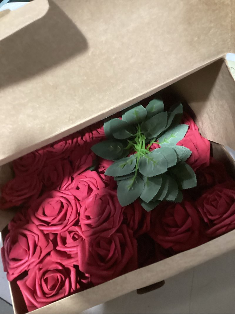 Condition photo showing Good Condition for InnoGear Artificial Flowers, 50 Pcs Dark Red Foam Fake Roses Bulk with Stems for Decoration Celebration DIY Wedding Bouquets Centerpieces Bridal Shower Party Christmas Tree Dark Red 50