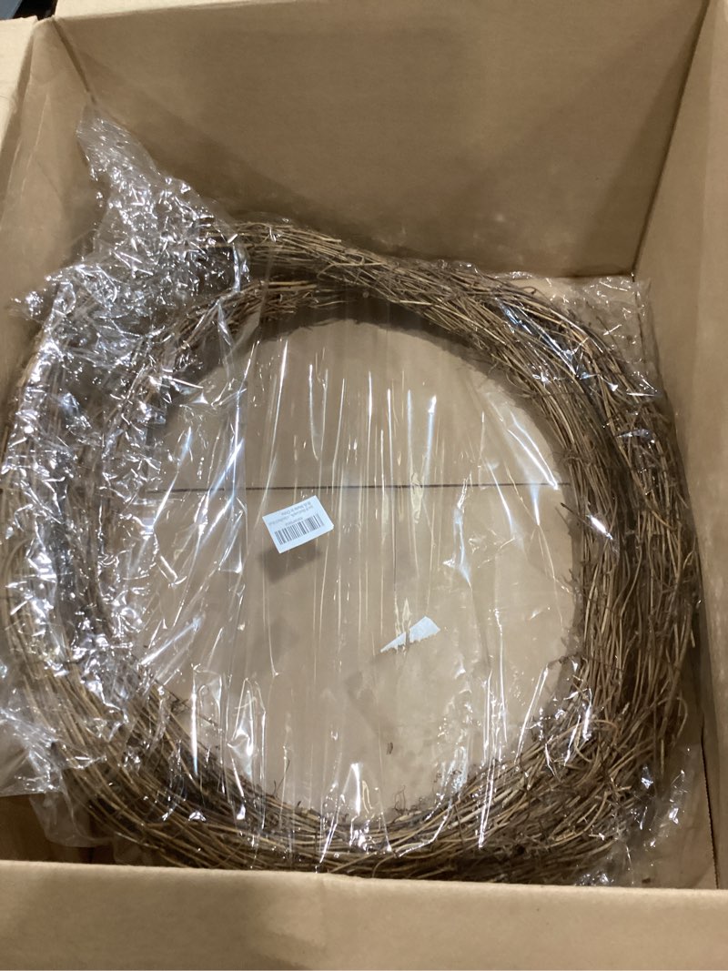 Condition photo showing Good Condition for 2pcs 18-20inch large natural grapevine wreath rings rattan vine branch wreath hoop for diy craft christmas easter holiday decoration seasonal decors (2pcs 50cm/18-20inch)