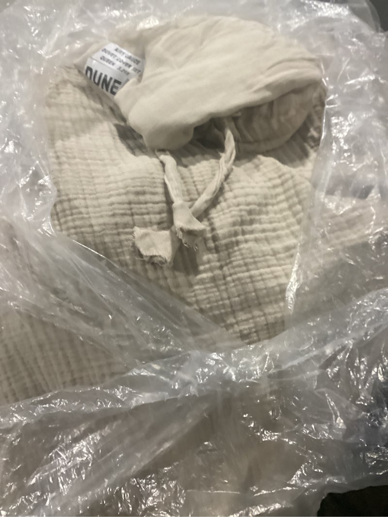 Condition photo showing As Is for organic cotton gauze duvet cover set queen