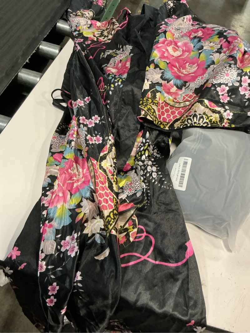 Condition photo showing As Is for (size f) hongh kimono bathrobe costume japanese traditional yukata cosplay women's sexy sakura pattern black long kimono