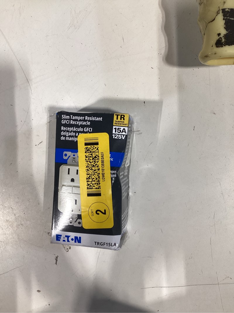 Condition photo showing As Is for the ordinary azelaic acid suspension 10% cream - 1 fl oz - ulta beauty: pore cleansing, skin tone improvement, exfoliating