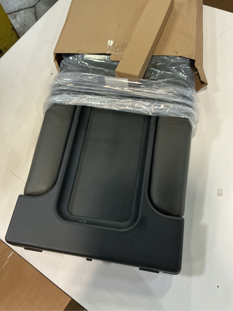 Condition photo showing Good Condition for SCITOO Center Console Lid Replacement Kit for 1999-2007 For Chevy Silverado, Avalanche, Suburban, For GMC Sierra, Yukon - Center Console Cover OEM 19127364, 19127365, 19127366 Dark Grey