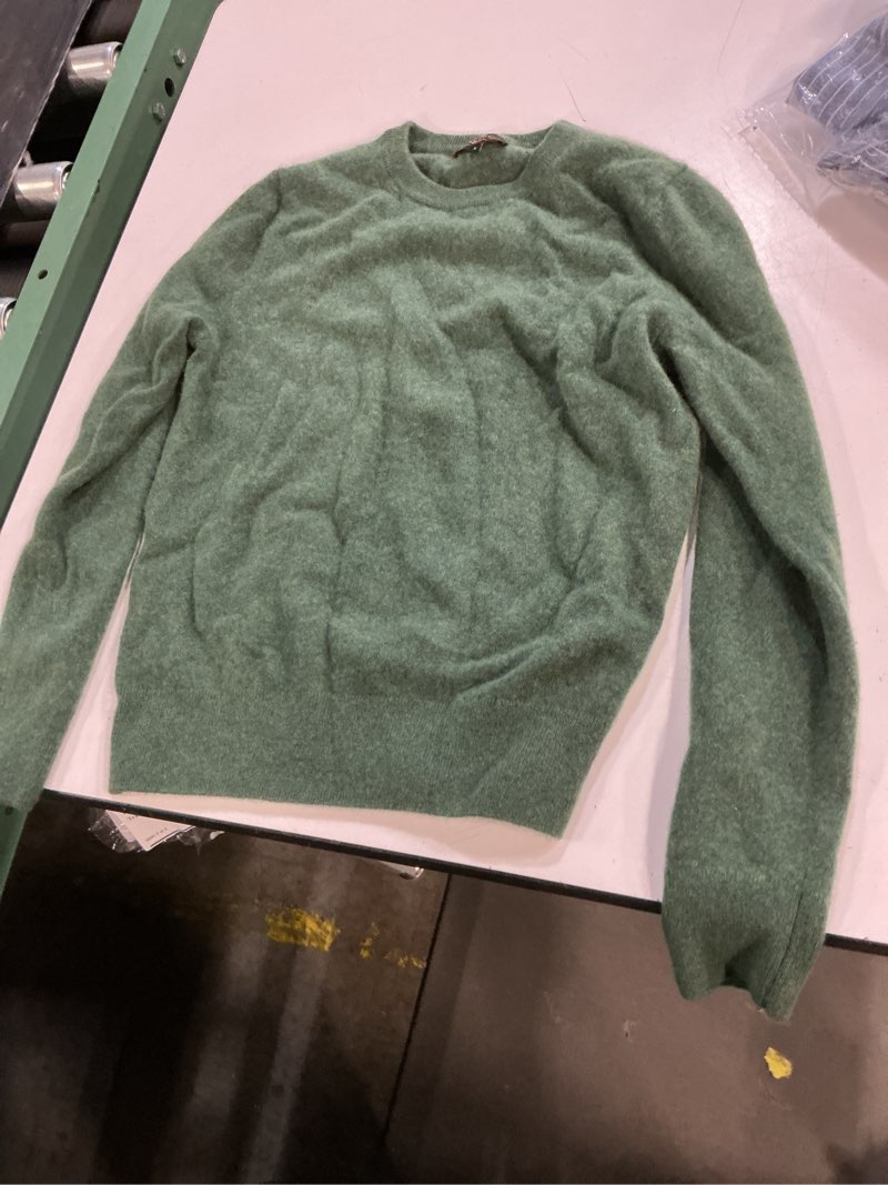 Condition photo showing Good Condition for quince mongolian cashmere crewneck sweater, s, forest floor green