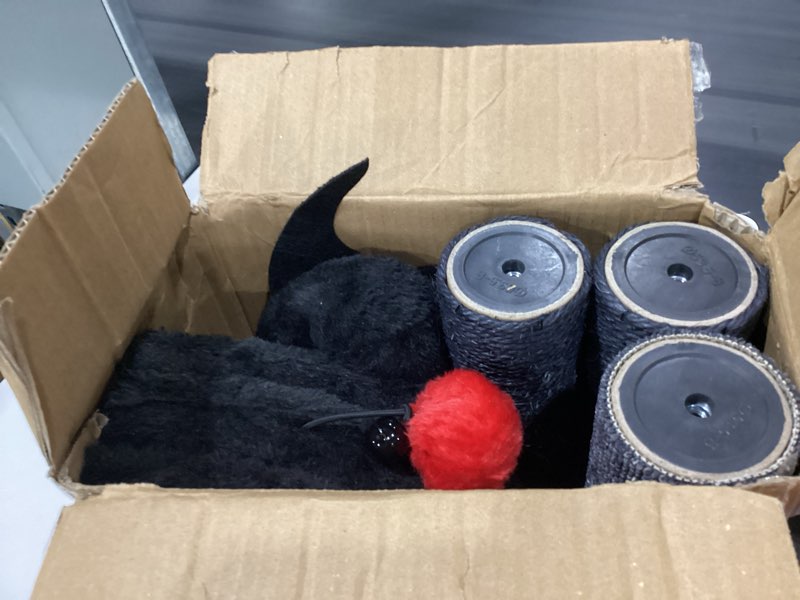 Condition photo showing New/Like New for mecool 4in1 small cat tree,scratching post with tower soft bed, sisal carpet jute posts with three hanging ball toys and massage brush for indoor cats and kittens for indoor cats and kittens black