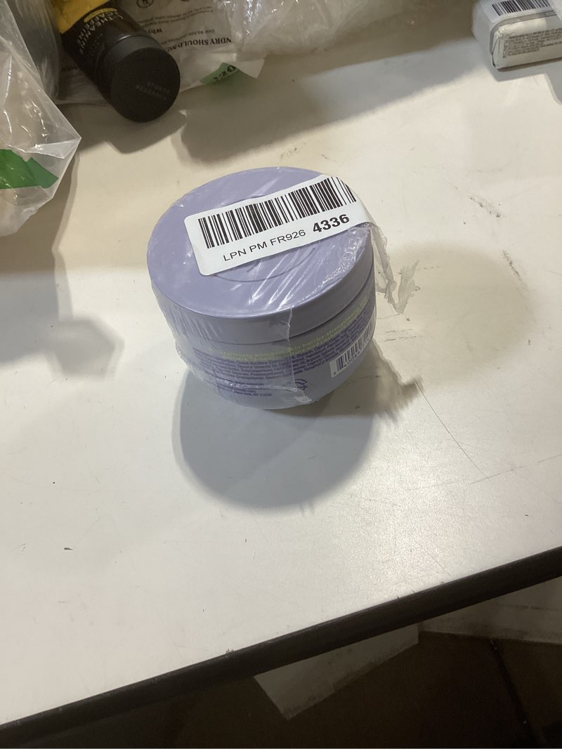 Condition photo showing New/Like New for eos cashmere whipped oil body butter, vanilla cashmere, 72 hour weightless moisture for dry skin, rich formula and deep hydration, body care, 10 oz