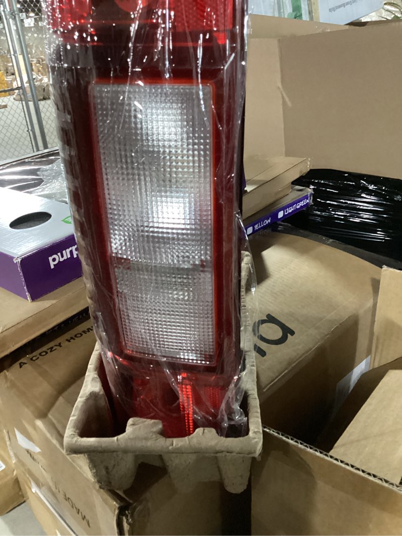 Condition photo showing Good Condition for left driver side rear tail light assembly compatible with 2017-2019 ford f-250 f-350 super duty tail light rear brake lamps replacement taillights (w/o blind spot) (w/o led)
