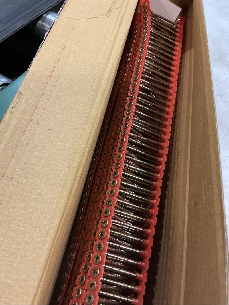 Condition photo showing As Is for FDYZ8200 Yellow Zinc Type 17pt Collated 8 x 2-Inch Screw, 1000 Screws per Box