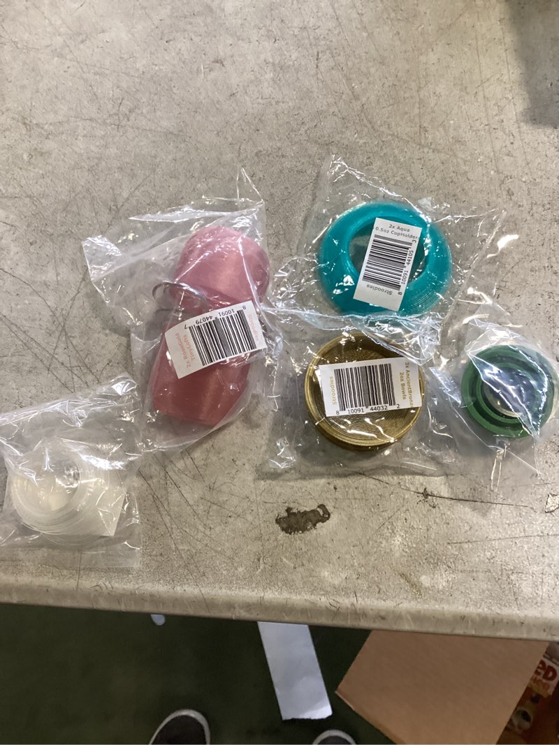 Condition photo showing New/Like New for Assortment of small,miscellaneous small,variety of items,multiple pieces,total of 5 pieces