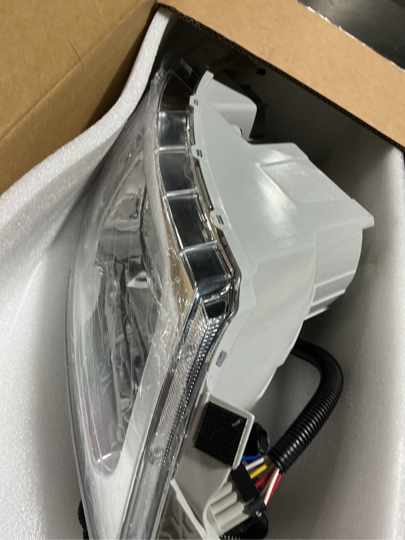 Condition photo showing Good Condition for Headlights Assembly Fit for International Durastar 4200 4300 4400 4900 Truck,2002-2018 International 4300 Headlight Headlamp PairPair Driver (Left Side) and Passenger (Right Side)
