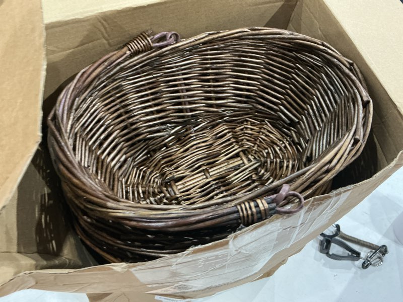Condition photo showing Good Condition for barydat small wicker basket with handle flower girl baskets oval willow woven braided gift basket for weddings picnic baby shower home garden decor(6 pcs,brown,9" x 7" x 4") 6 brown 9" x 7" x 4"