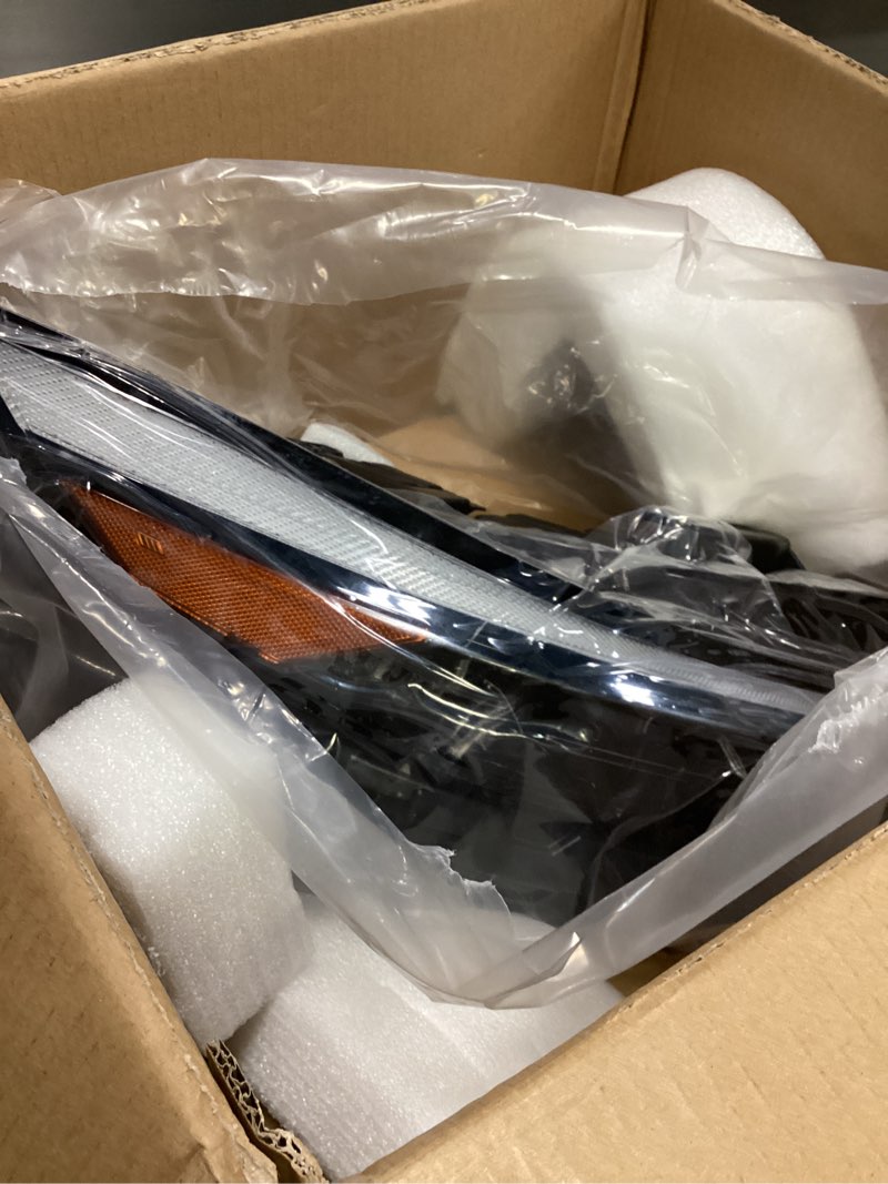 Condition photo showing As Is for led headlight assembly for honda civic