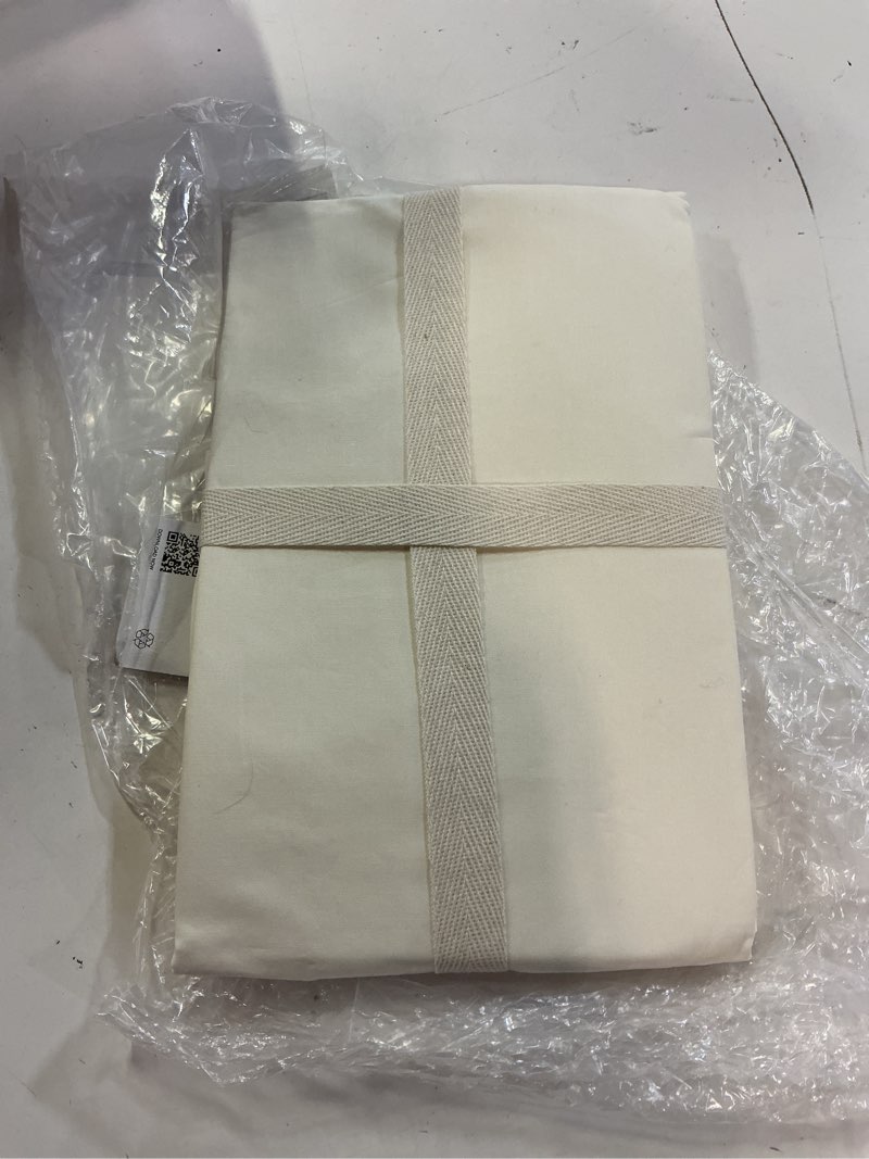 Condition photo showing Good Condition for classic organic percale pillowcase set, standard, ivory