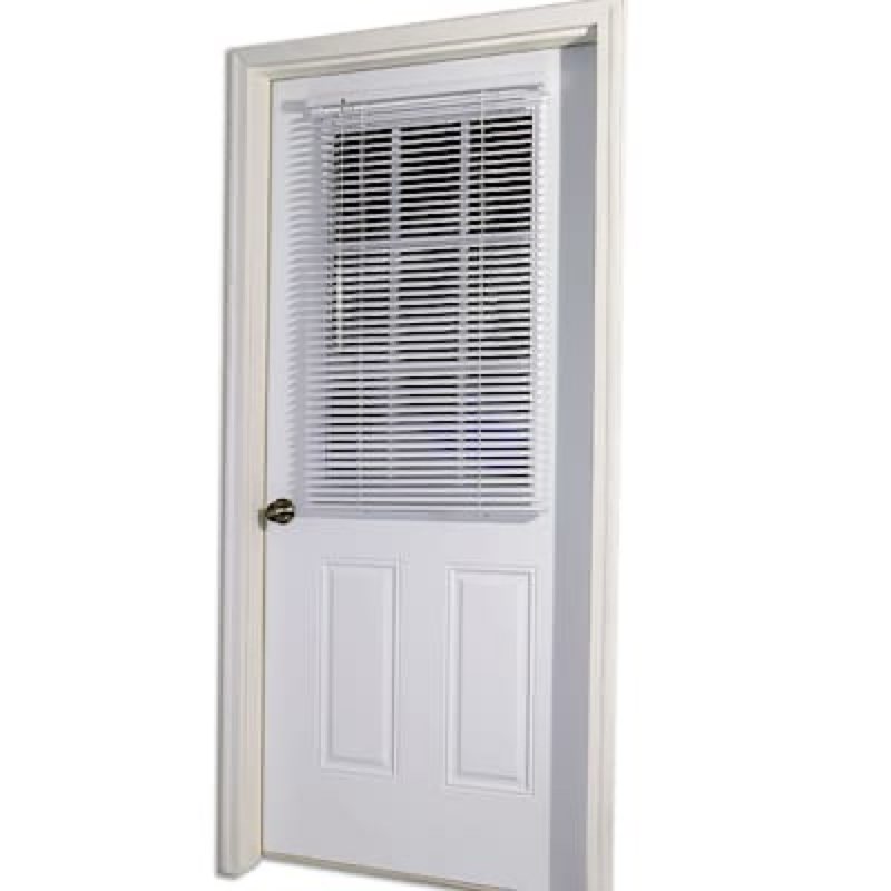magne blind 1-in slat width 25-in x 42-in cordless white vinyl room darkening mini-blinds