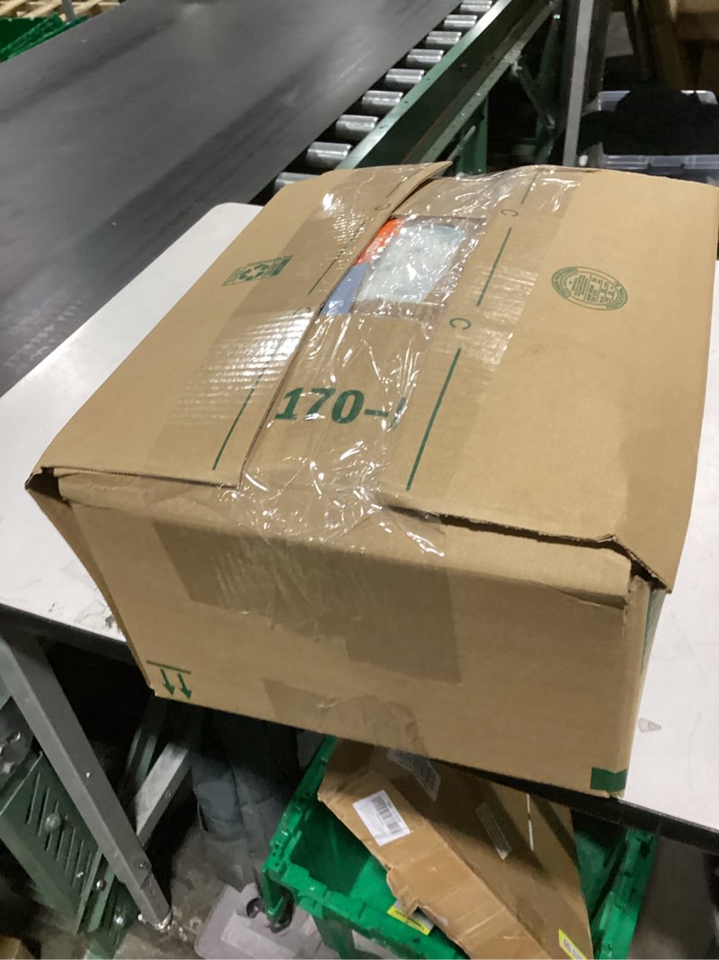 Condition photo showing As Is for VIVILINEN Blue Floral Patchwork Quilt Set 132x120 Alaska King Size Bedding Set 3-Piece Extra Wide Su