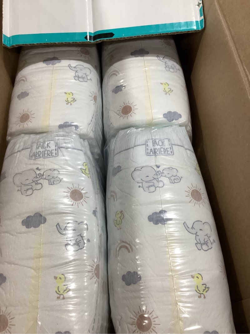 Condition photo showing Good Condition for Pampers Swaddlers Diapers, Size 3 (13-26 lbs), 136 Count, Absorbent, Keeps Baby Dry and Comfortable, Skin Safe Disposable Baby Diaper (Packaging May Vary) Size 3 136
