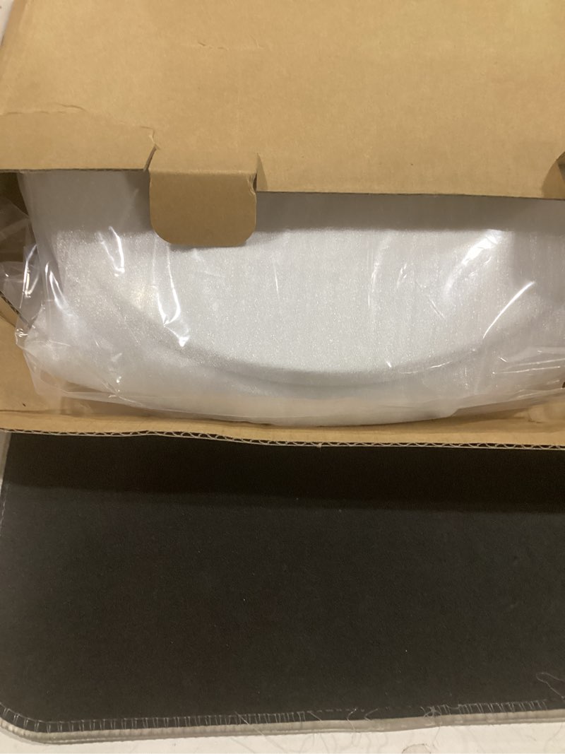 Condition photo showing New/Like New for american standard 5503a00b.020 transitional elongated toilet seat soft close, white elongated front