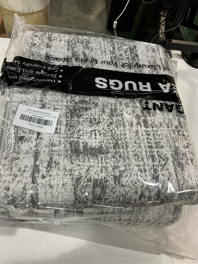 Condition photo showing New/Like New for washable area rug 8x10, large soft rugs for living room farmhouse vintage gray area rugs for bedroom dining room non-slip stain resistant under table rug grey grey 8' x 10' (rectangular)