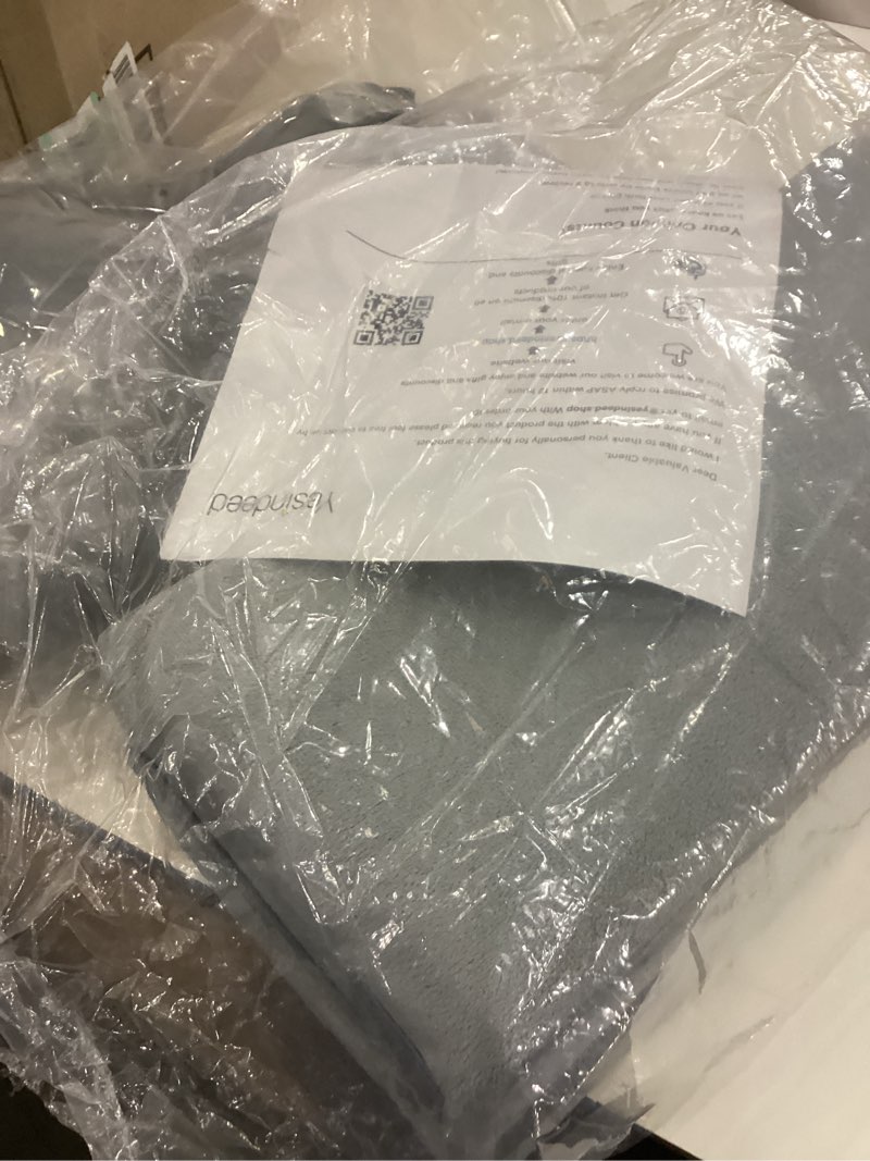 https://lotting-media.assets.bidfta.com/lotting_e18b369b-9d36-4f48-ab2c-8b07526a82fd