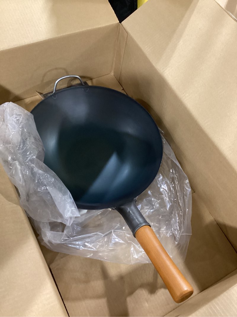 Condition photo showing As Is for YOSUKATA 13.5" Carbon Steel Wok Pan – Pre-Seasoned Flat Bottom Pow Wok for Stir Fry, BBQ, Grill & Camping – Traditional Japanese Chinese Cookware – Compatible with Induction, Electric, Gas, Open Fire