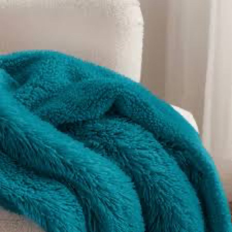 Faux fur bubble blanket ,teal