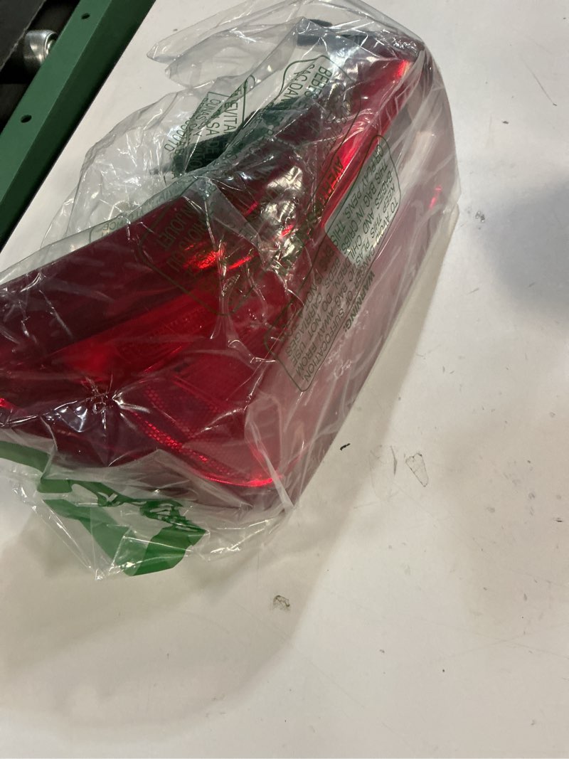 Condition photo showing Good Condition for labwork LH Tail Light Replacement for Chevy Malibu 2016-2021 Tail Light Lamp Rear Outer Driver Sides