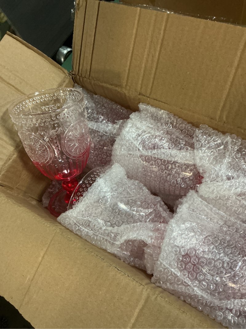 Condition photo showing Good Condition for xuwaidsgn 12pcs plastic vintage wine glasses 13.5oz reusable embossed goblet glasses pink gradient retro wine glassware unbreakable stemmed champagne water cups for wine cocktail juice wedding 12 pink gradient