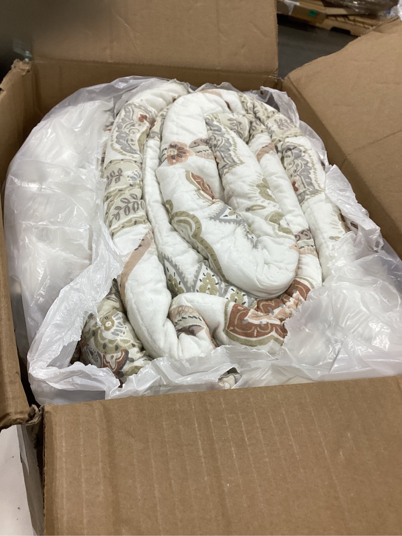 Condition photo showing Good Condition for levtex home - ophelia quilt set - king quilt and two king shams - floral - taupe grey cream blush - quilt (106x92in.) and shams (20x36in.) - reversible - rayon/cotton