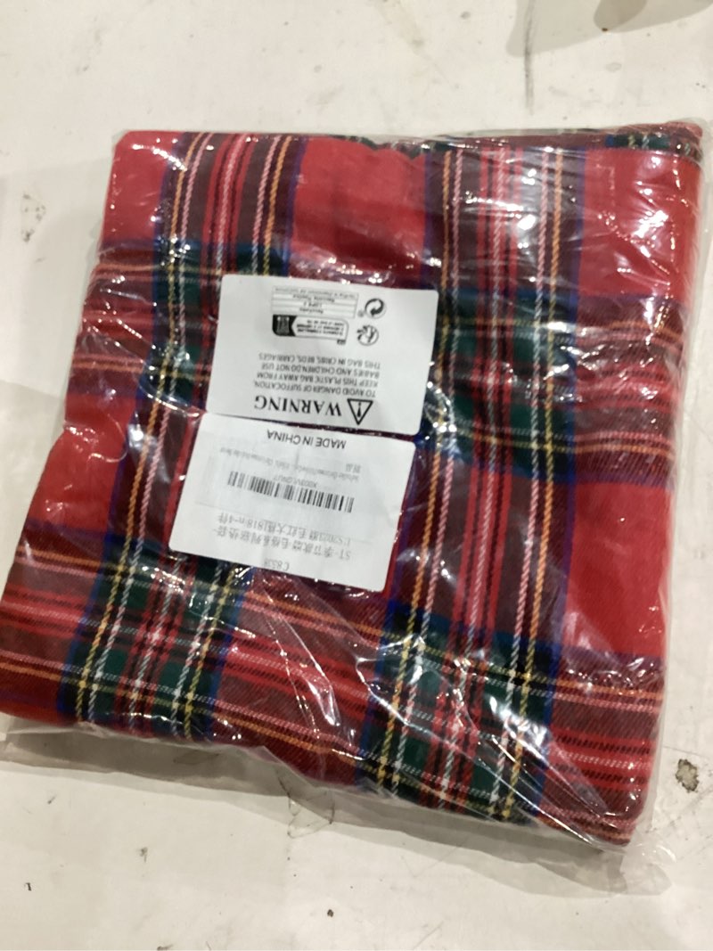 Condition photo showing New/Like New for Softalker Christmas Pillow Cover 18x18 Set of 4 - Red Tartan Checkered Throw Pillow Cover, Farmhouse Buffalo Plaid Xmas Decorative Cushion Case for Couch Sofa, Christmas Holiday Decor Red Plaid 18" x 18" (Pack of 4)