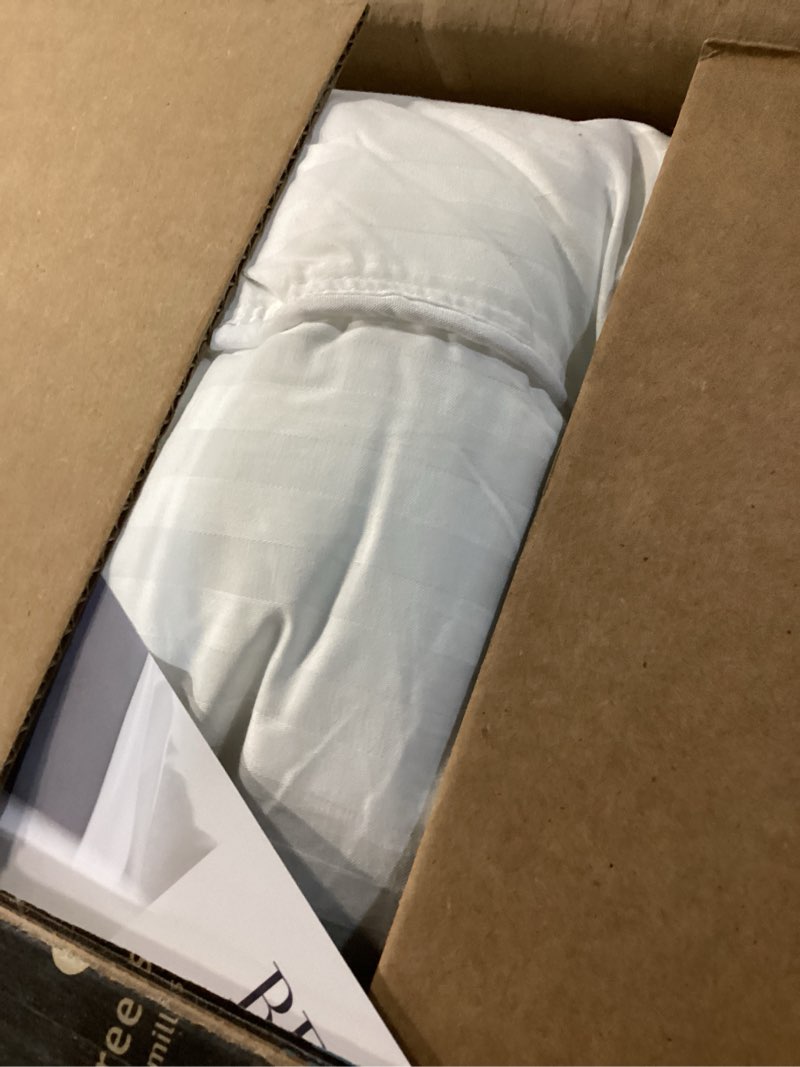 Condition photo showing Good Condition for beckham hotel collection bed pillows king size set of 2 - down alternative pillow for back, stomach or side sleepers