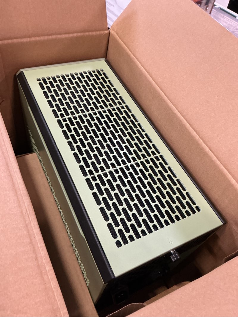 Condition photo showing Good Condition for thermaltake tr100 ws; wood front trim; mitx support; 18.9 liters; pcie 4.0 riser cable included; 360mm gpu clearance; 280mm radiator support; removable pcie bracket; matcha green; ca-11a-00senn-ws