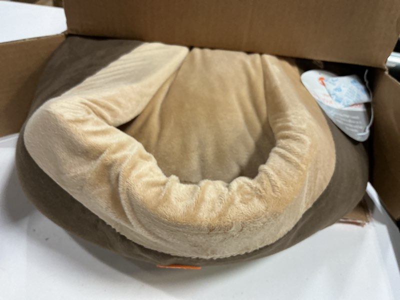 Condition photo showing Good Condition for K&H Pet Products Thermo-Kitty Bed Heated Cat Beds for Large Indoor Cats & Dogs, Calming Warming Pillow Pet Bed, Machine Washable, Removable Heater, Safety Listed - Large 20" Round Mocha/Tan Mocha/Tan Large 20 Inches