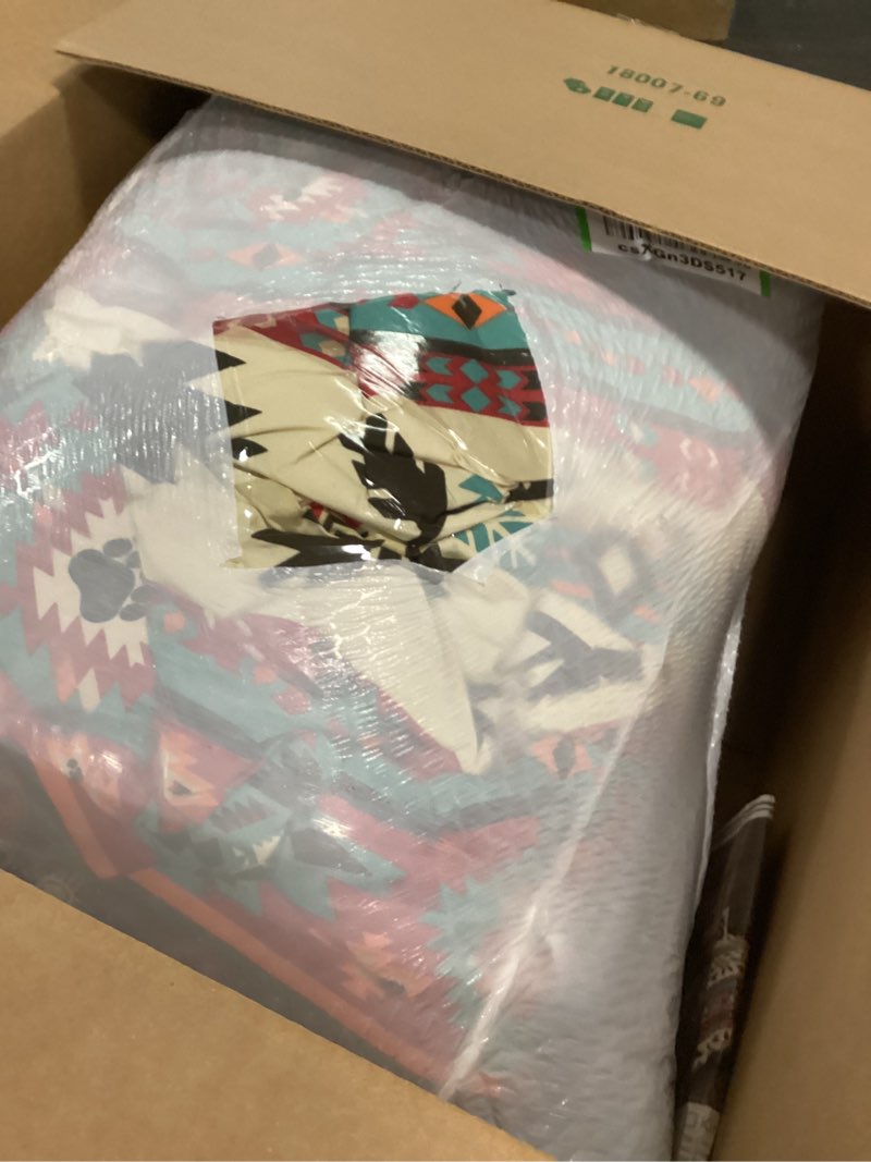 Condition photo showing As Is for Chezmoi Collection Sanse 7-Piece Southwestern Geometric Motif Comforter Set - Multicolor Red Brown Blue Cream Printed Washed Microfiber Bedding, Full Full Multi Geometric Motif