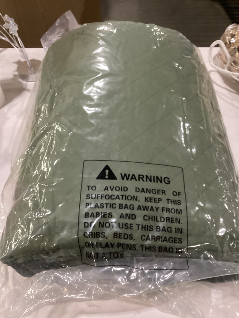 Condition photo showing New/Like New for HOMBYS 3 Piece Oversized King Quilt Set Bedspread 120x132 Reversible Lightweight Coverlet Alaskan King Summer Comforter Set (Alaskan King 120x132, Green) Alaskan King 120x132 Olive