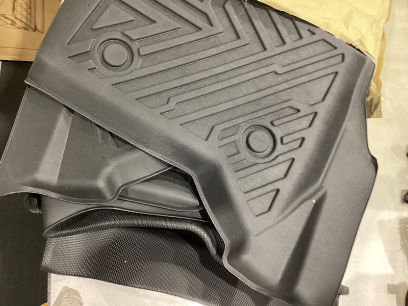 Condition photo showing Good Condition for falafa floor mats for toyota 4runner 2025 5 seats(not for hybrid), all weather tpe heavy duty floor liners for 4runner accessories, front & rear 4 runner car mats, black