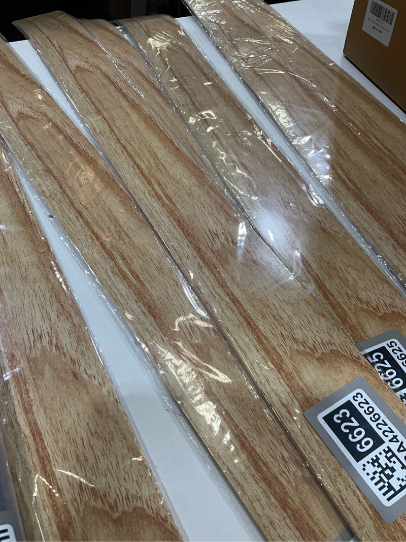 Condition photo showing New/Like New for Carson Dellosa Grow Together 36Ft of Light Wood Grain Bulletin Board Borders, 12 Strips of Natural Trim for Rolling Whiteboard, Cork and Posterboard, Party, Classroom Decorations, and Farmhouse Decor