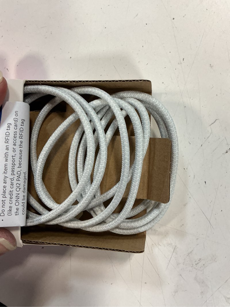 Condition photo showing Good Condition for onn 15w magnetic wireless charging pad, qi2 certified, braided cable, white - compatible with iphone 17/16/15/14/13/12 series