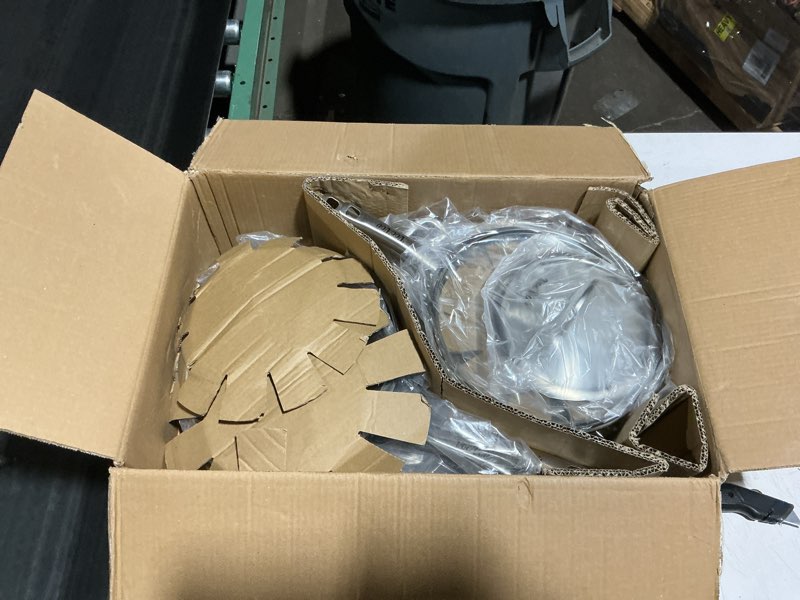 Condition photo showing Good Condition for stainless steel cookware set,tir-ply pots and pans set,10 pcs stainless steel induction kitchen cookware sets,pfoa free, frying pans, butter warmer,saute pan & stock pot,compatible with all cooktops