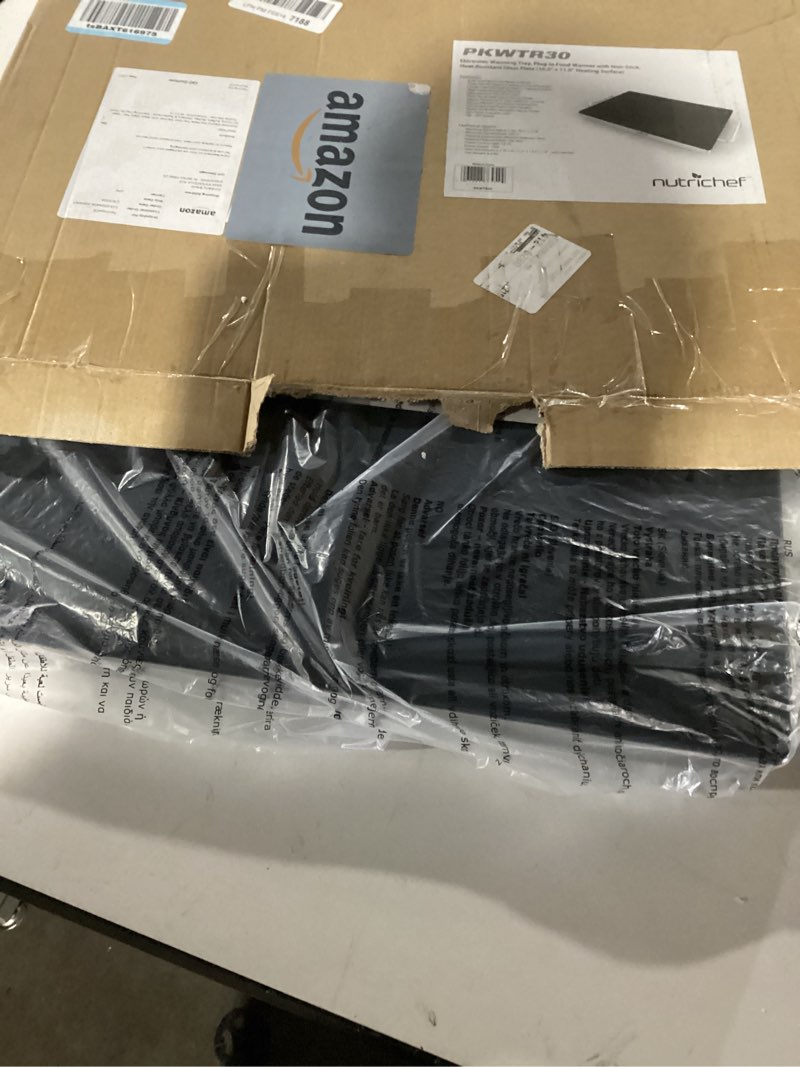 Condition photo showing Good Condition for Nutrichef Electric Hot Plate Tray Dish Warmer with Black Glass Top - Ideal for Home, Buffets, Parties, Kitchens & Restaurants - Warming Tray for Food - Tortilla Warmer - Dimensions: 16.5 x 11 Size 16.5 x 11 Inches